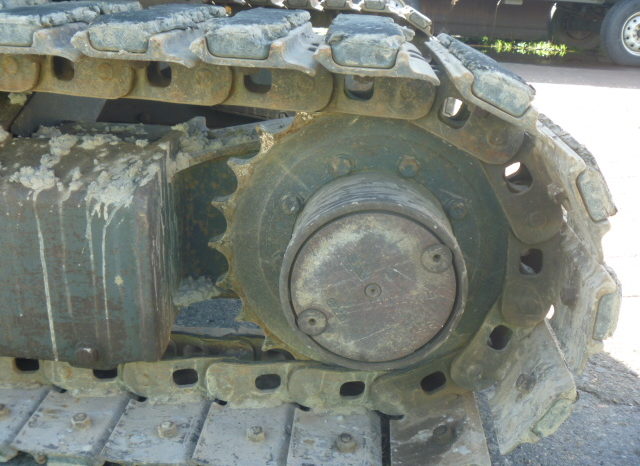 KOMATSU – PC – 30 – 1989 ORIGINAL STEEL TRACK WITH RUBBER PADS full